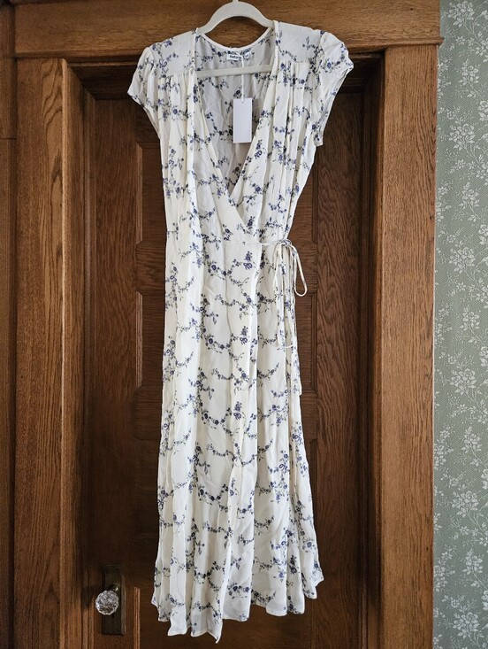 Reformation Dresses & Skirts - NEW WITH TAGS Reformation Wrap Dress